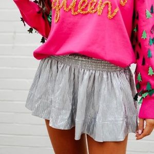 QUEEN OF SPARKLES Silver Swing Shorts NWT